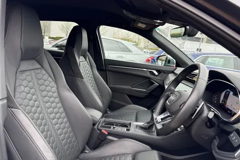 45 of 66 for Audi RS Q3 400 PS S tronic