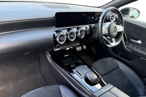 BN72XJU Mercedes-Benz A Class 2.0 A200d AMG Line Night Edition (Premium Plus) 8G-DCT Euro 6 (s/s) 4dr Thumbnail #16