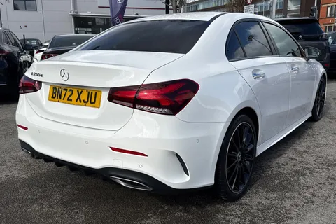 BN72XJU Mercedes-Benz A Class 2.0 A200d AMG Line Night Edition (Premium Plus) 8G-DCT Euro 6 (s/s) 4dr Thumbnail #27