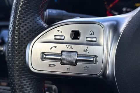 BN72XJU Mercedes-Benz A Class 2.0 A200d AMG Line Night Edition (Premium Plus) 8G-DCT Euro 6 (s/s) 4dr Thumbnail #44