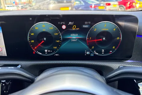 BN72XJU Mercedes-Benz A Class 2.0 A200d AMG Line Night Edition (Premium Plus) 8G-DCT Euro 6 (s/s) 4dr Thumbnail #52