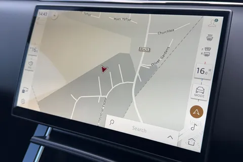 KP24NHD Land Rover Range Rover Evoque 2.0 D200 MHEV Dynamic HSE Auto 4WD Euro 6 (s/s) 5dr Thumbnail #18