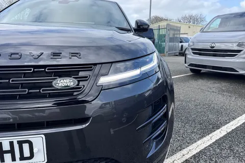KP24NHD Land Rover Range Rover Evoque 2.0 D200 MHEV Dynamic HSE Auto 4WD Euro 6 (s/s) 5dr Thumbnail #32