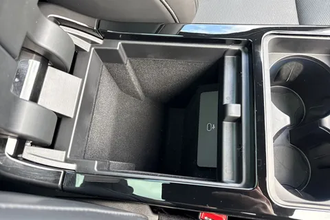 KP24NHD Land Rover Range Rover Evoque 2.0 D200 MHEV Dynamic HSE Auto 4WD Euro 6 (s/s) 5dr Thumbnail #45