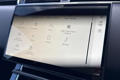 KP24NHD Land Rover Range Rover Evoque 2.0 D200 MHEV Dynamic HSE Auto 4WD Euro 6 (s/s) 5dr Thumbnail #55