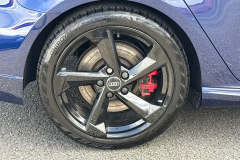 SW18EPE Audi S3 2.0 TFSI Black Edition Sportback S Tronic quattro Euro 6 (s/s) 5dr Thumbnail #12