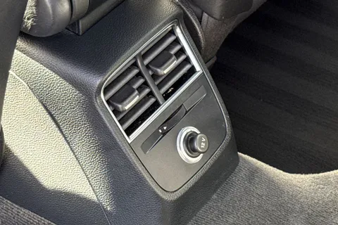 SW18EPE Audi S3 2.0 TFSI Black Edition Sportback S Tronic quattro Euro 6 (s/s) 5dr Thumbnail #38