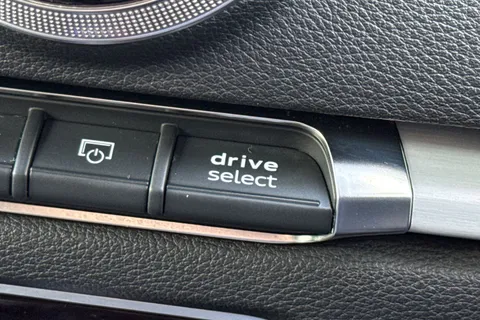 SW18EPE Audi S3 2.0 TFSI Black Edition Sportback S Tronic quattro Euro 6 (s/s) 5dr Thumbnail #46