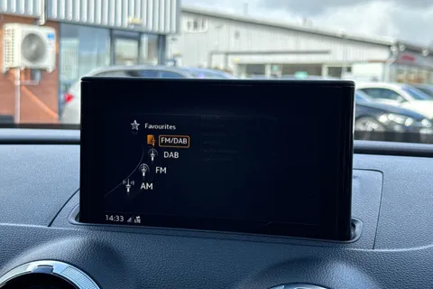 SW18EPE Audi S3 2.0 TFSI Black Edition Sportback S Tronic quattro Euro 6 (s/s) 5dr Thumbnail #50