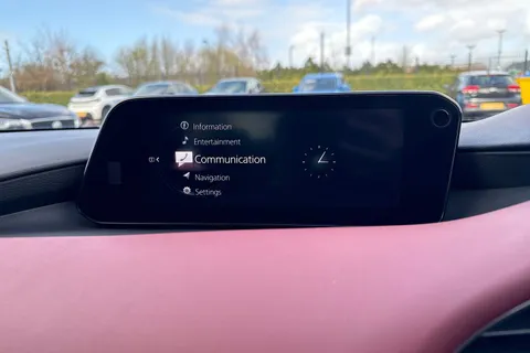 LS69AUX Mazda Mazda3 2.0 SKYACTIV-X MHEV GT Sport Tech Auto Euro 6 (s/s) 5dr Thumbnail #18