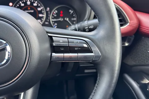 LS69AUX Mazda Mazda3 2.0 SKYACTIV-X MHEV GT Sport Tech Auto Euro 6 (s/s) 5dr Thumbnail #41