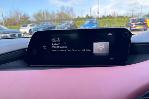 LS69AUX Mazda Mazda3 2.0 SKYACTIV-X MHEV GT Sport Tech Auto Euro 6 (s/s) 5dr Thumbnail #48