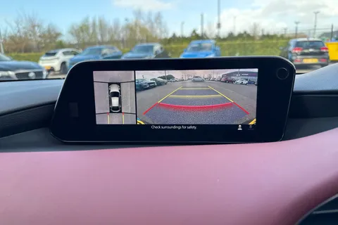 LS69AUX Mazda Mazda3 2.0 SKYACTIV-X MHEV GT Sport Tech Auto Euro 6 (s/s) 5dr Thumbnail #55