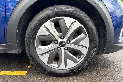 FL21AHO Kia Niro 64kWh 4+ Auto 5dr Thumbnail #7