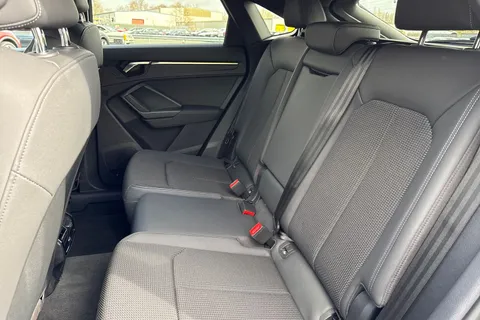 PF22OXE Audi Q3 S line 40 TDI quattro 200 PS S tronic Thumbnail #20