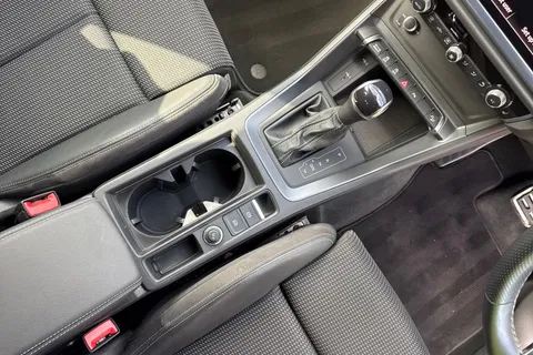 PF22OXE Audi Q3 S line 40 TDI quattro 200 PS S tronic Thumbnail #24