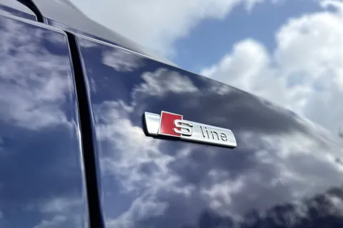 PF22OXE Audi Q3 S line 40 TDI quattro 200 PS S tronic Thumbnail #31