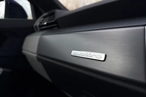 PF22OXE Audi Q3 S line 40 TDI quattro 200 PS S tronic Thumbnail #46