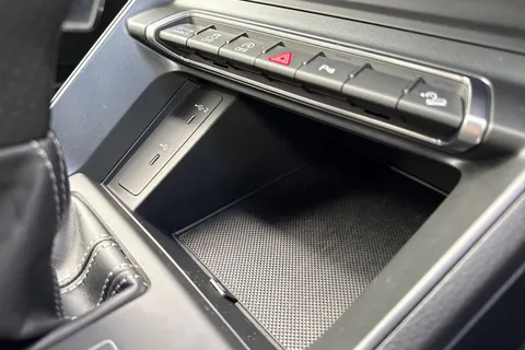 PF22OXE Audi Q3 S line 40 TDI quattro 200 PS S tronic Thumbnail #48