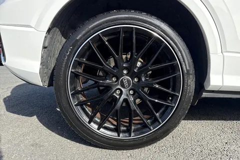 PN23MXH Audi Q2 35 TFSI Black Edition 5dr Thumbnail #11