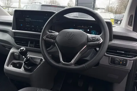 MF26FGN Volkswagen Campervan Commerce PRO Manual Thumbnail #13