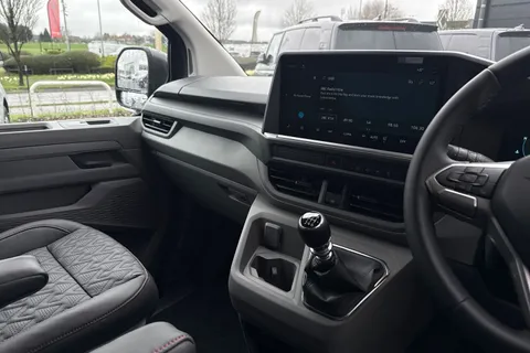 MF26FGN Volkswagen Campervan Commerce PRO Manual Thumbnail #15