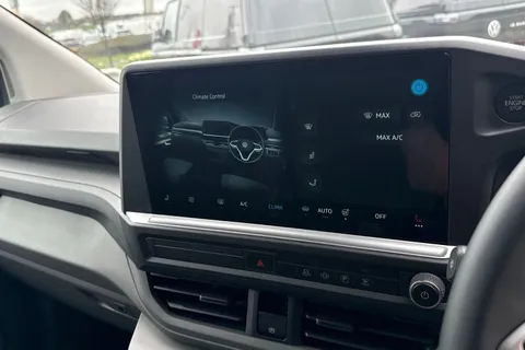 MF26FGN Volkswagen Campervan Commerce PRO Manual Thumbnail #19