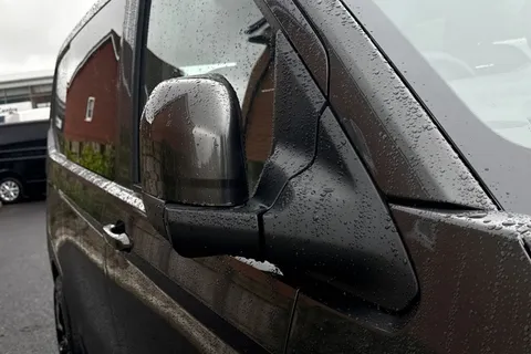 MF26FGN Volkswagen Campervan Commerce PRO Manual Thumbnail #25