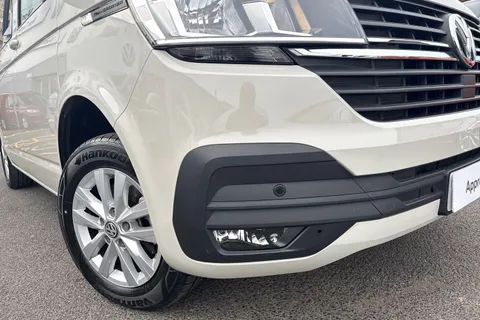 9 of 64 for Volkswagen Transporter 2.0 TDI 110 Highline 4 Berth Camper