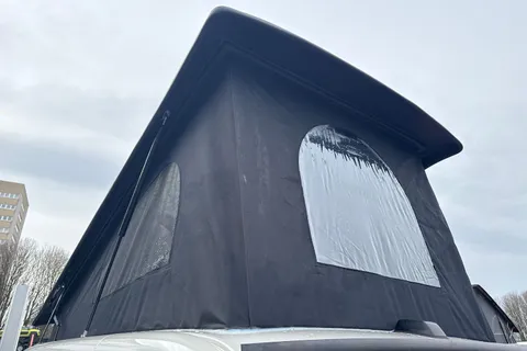 34 of 64 for Volkswagen Transporter 2.0 TDI 110 Highline 4 Berth Camper