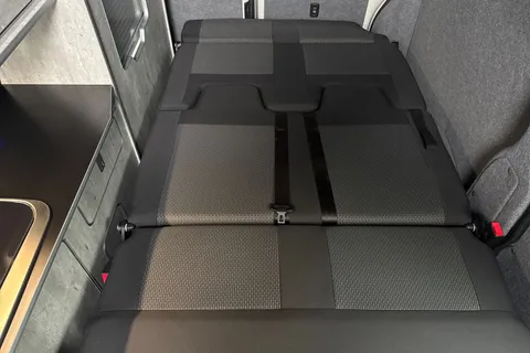 48 of 64 for Volkswagen Transporter 2.0 TDI 110 Highline 4 Berth Camper