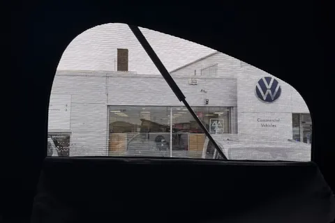 52 of 64 for Volkswagen Transporter 2.0 TDI 110 Highline 4 Berth Camper