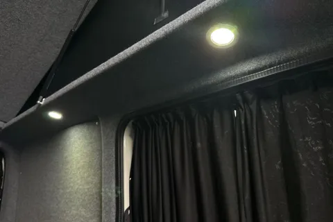 53 of 64 for Volkswagen Transporter 2.0 TDI 110 Highline 4 Berth Camper