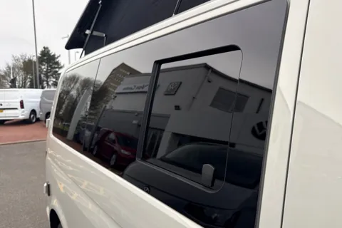 54 of 64 for Volkswagen Transporter 2.0 TDI 110 Highline 4 Berth Camper