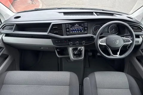 56 of 64 for Volkswagen Transporter 2.0 TDI 110 Highline 4 Berth Camper