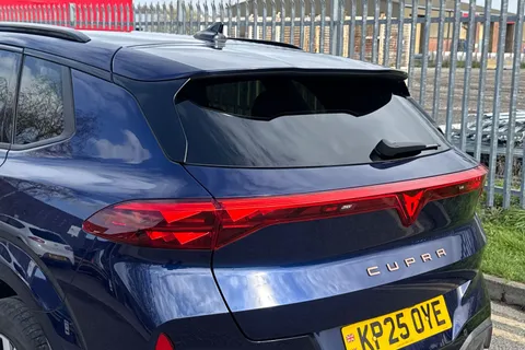 KP25OYE CUPRA Terramar 1.5 eTSI V2 DSG Euro 6 (s/s) 5dr Thumbnail #9