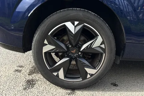 KP25OYE CUPRA Terramar 1.5 eTSI V2 DSG Euro 6 (s/s) 5dr Thumbnail #13