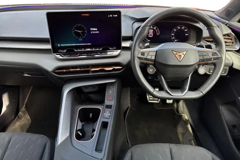 KP25OYE CUPRA Terramar 1.5 eTSI V2 DSG Euro 6 (s/s) 5dr Thumbnail #19