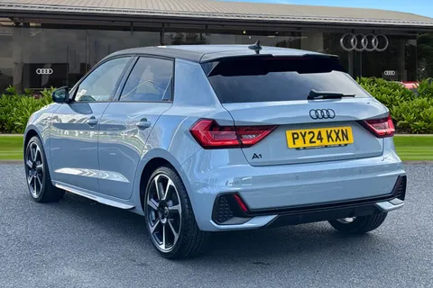 PY24KXN Audi A1 Black Edition 25 TFSI 95 PS 5-speed Thumbnail #3