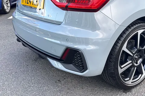 PY24KXN Audi A1 Black Edition 25 TFSI 95 PS 5-speed Thumbnail #32