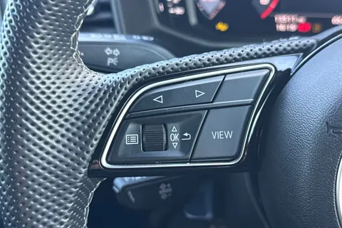 PY24KXN Audi A1 Black Edition 25 TFSI 95 PS 5-speed Thumbnail #43