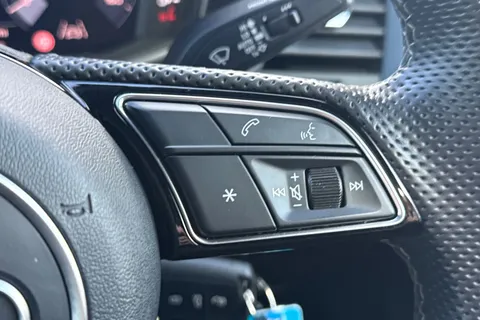 PY24KXN Audi A1 Black Edition 25 TFSI 95 PS 5-speed Thumbnail #44