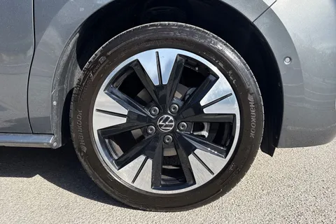 PF75AUU Volkswagen Multivan 2.0 TDI Style 5dr LWB DSG Thumbnail #10