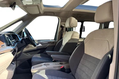 PF75AUU Volkswagen Multivan 2.0 TDI Style 5dr LWB DSG Thumbnail #16