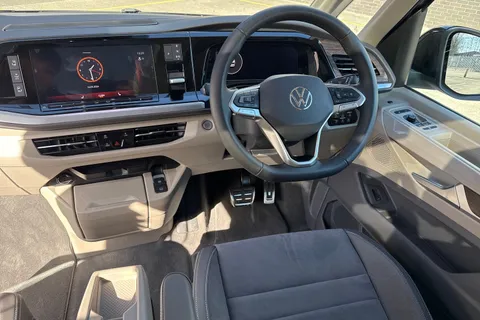 PF75AUU Volkswagen Multivan 2.0 TDI Style 5dr LWB DSG Thumbnail #18