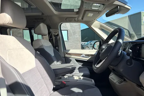 PF75AUU Volkswagen Multivan 2.0 TDI Style 5dr LWB DSG Thumbnail #24