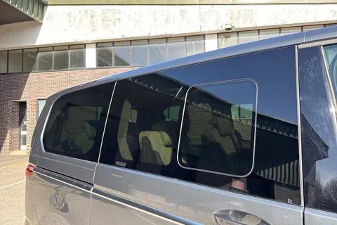 PF75AUU Volkswagen Multivan 2.0 TDI Style 5dr LWB DSG Thumbnail #30