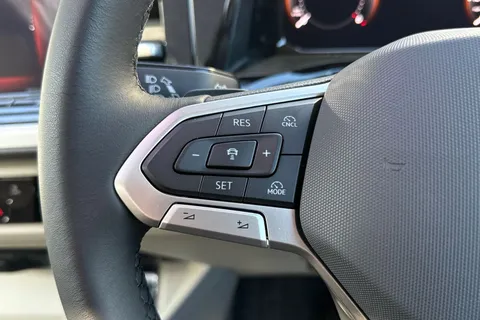 PF75AUU Volkswagen Multivan 2.0 TDI Style 5dr LWB DSG Thumbnail #44