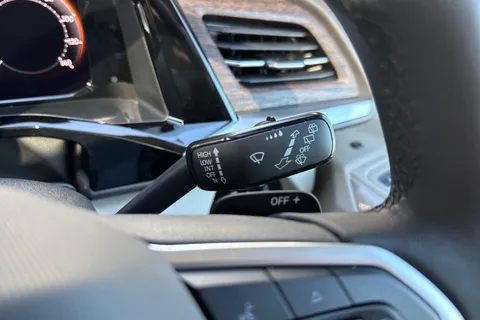 PF75AUU Volkswagen Multivan 2.0 TDI Style 5dr LWB DSG Thumbnail #47