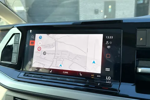 PF75AUU Volkswagen Multivan 2.0 TDI Style 5dr LWB DSG Thumbnail #53